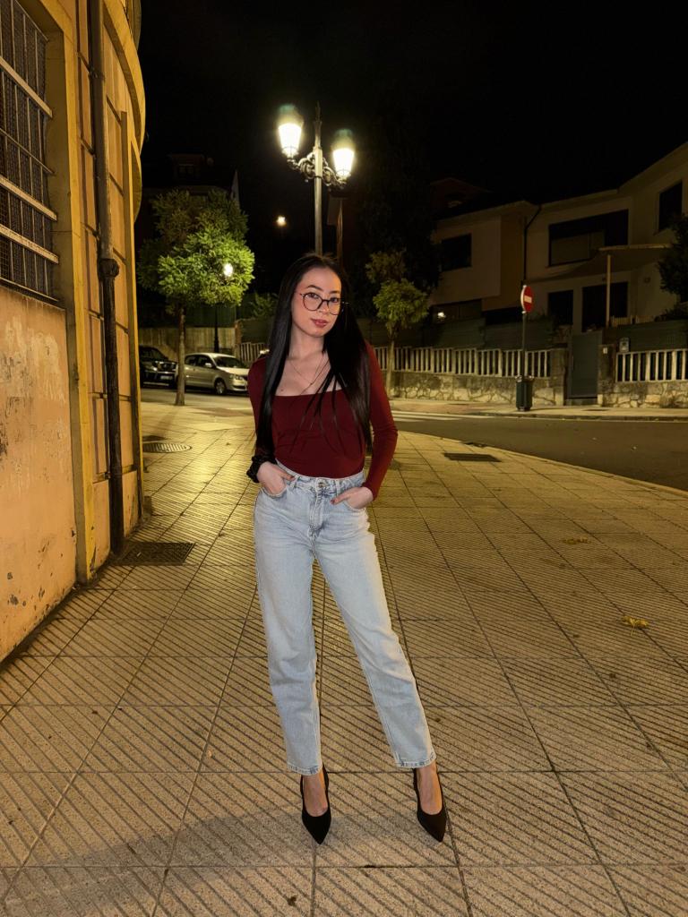 602629570: Chica busca chico en León