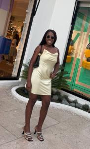 610047175: Chica busca chico en Málaga