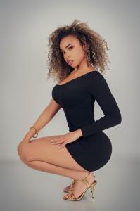 635868326: Chica busca chico en Zaragoza