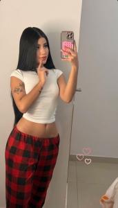 634077214: Chica busca chico en Barcelona