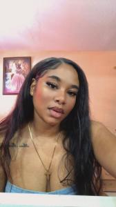 637940745: Chica busca chico en Valencia