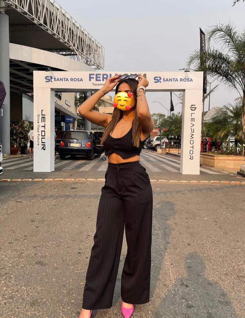 Chica busca chico en Cádiz: 