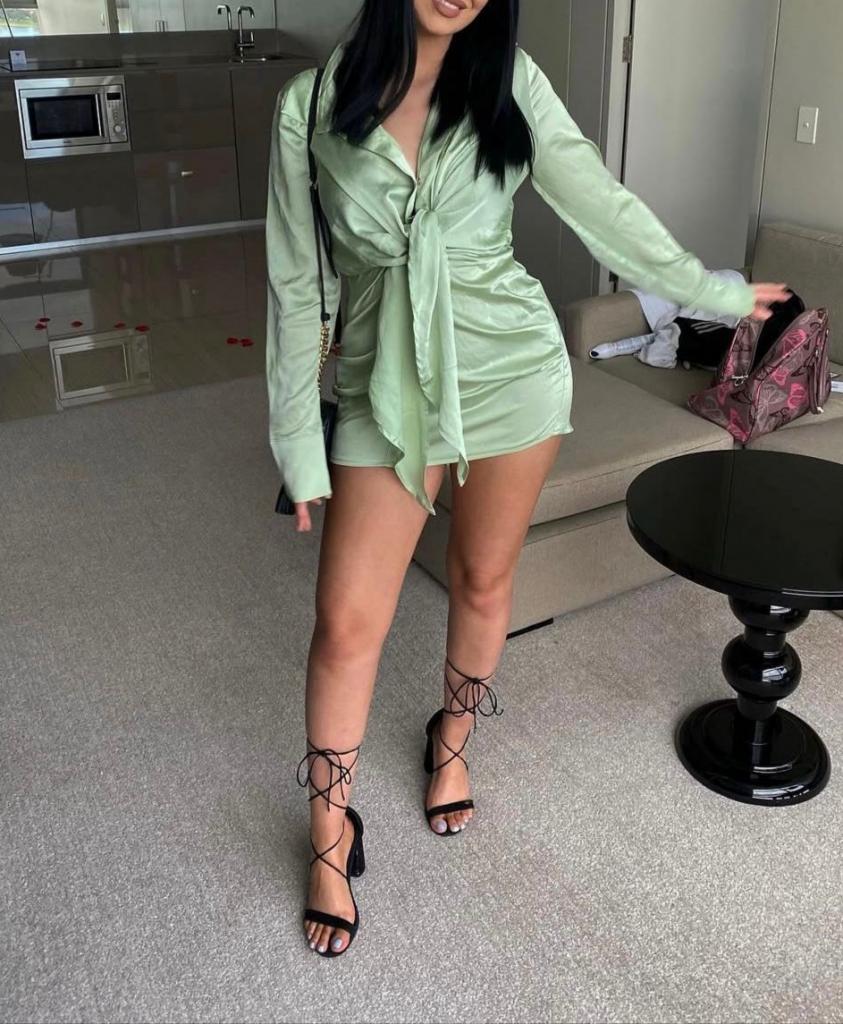 643402902: Chica busca chico en Granada