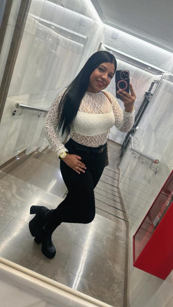 661195398: Chica busca chico en Granada