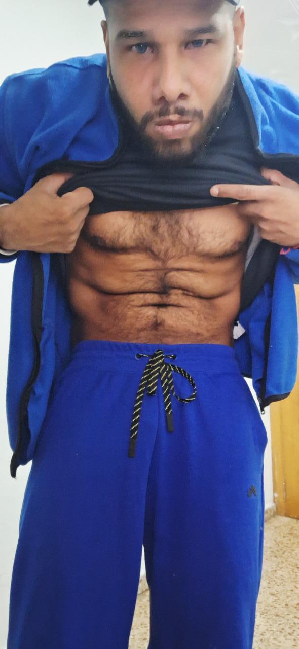 632228482: Chico busca chica en Valencia