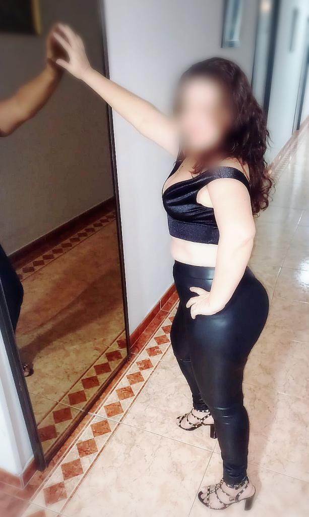 602373684: Chica busca chico en Asturias