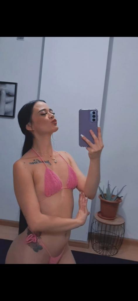 Chica busca chico en Cantabria: Chica busca chico