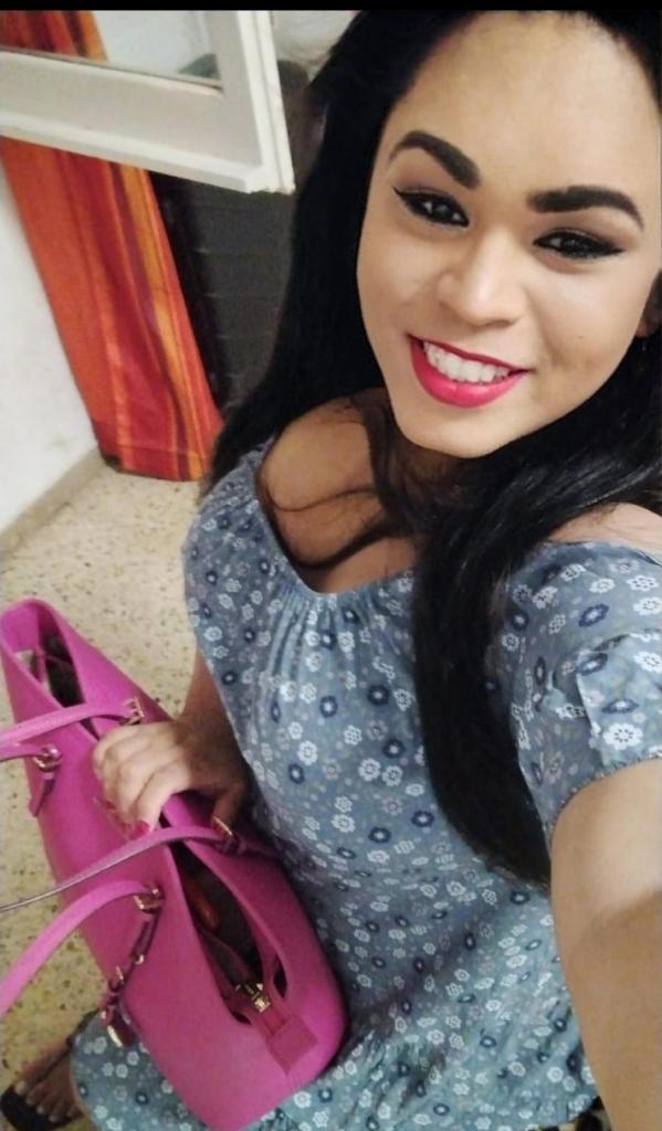 633174298: Transexual en Gerona