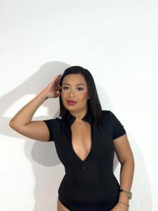 602523609: Chica busca chico en Orense