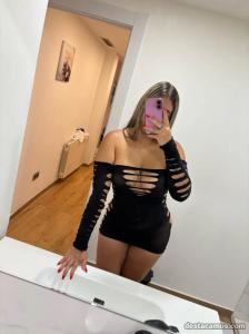 611343484: Chica busca chico en La Coruña
