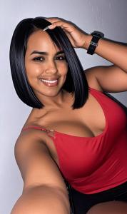 613217556: Chica busca chico en Ibiza