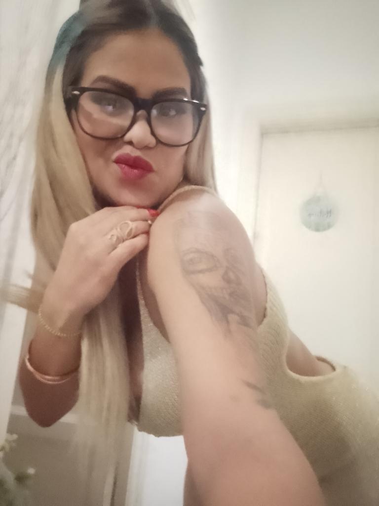 Chica busca chico en Barcelona: 