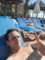 660909372: Chico busca chica en Las Palmas