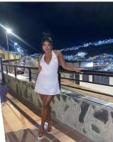 687658076: Chica busca chico en Sevilla