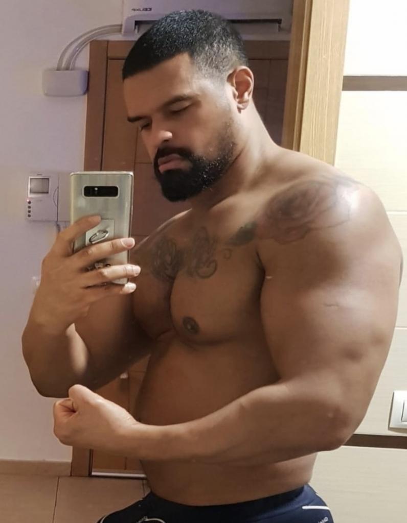 Chico busca chica en Madrid: Chico busca chica