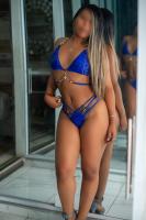 695499533: Chica busca chico en Madrid