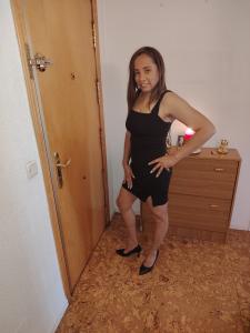 633654429: Chica busca chico en Madrid