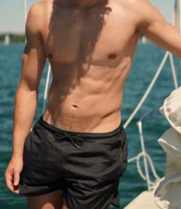 Chico busca chica en La Coruña: 