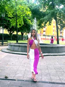 Chica busca chico en Lugo: 