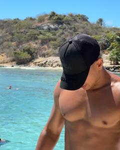 671776198: Chico busca chica en Valencia