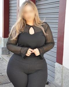 639176461: Chica busca chico en Barcelona