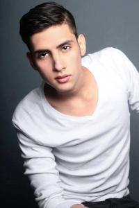 607589451: Chico busca chica en Madrid