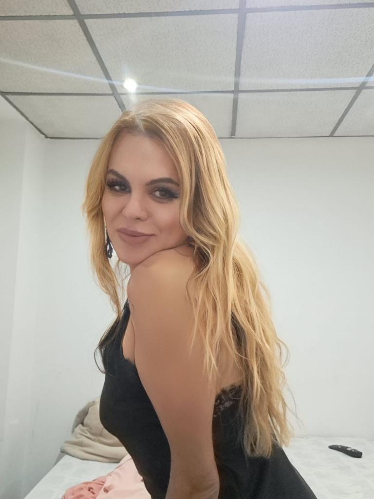 641503937: Transexual en Córdoba