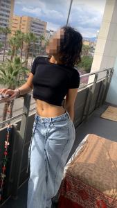 631338855: Chica busca chico en Barcelona