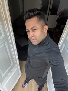 661438907: Chico busca chica en Madrid