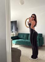 722415384: Chica busca chico en Barcelona