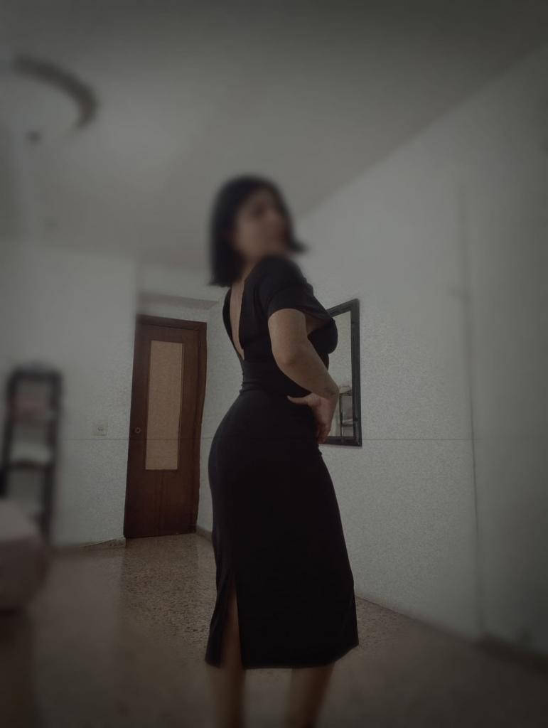 963449510: Chica busca chico en Valencia