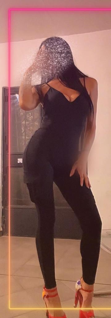 Chica busca chico en Granada: 