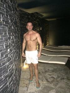 687811632: Chico busca chica en Málaga