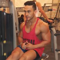 677012724: Chico busca chica en Valencia