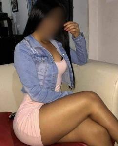 661442320: Chica busca chico en Madrid
