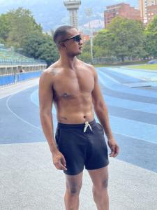 Chico busca chica en Barcelona: 