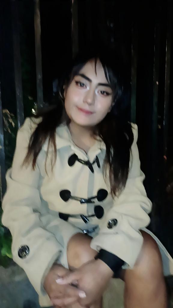 661414686: Chica busca chico en Valencia