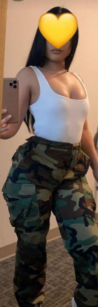 Chica busca chico en Cádiz: 