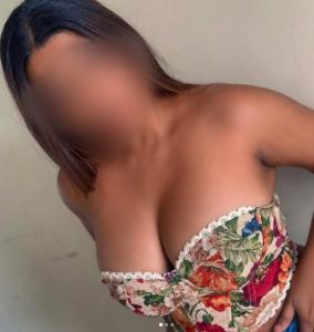615962276: Chica busca chico en Barcelona