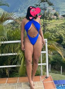 641831457: Chica busca chico en Sevilla