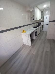 694241166:  en Alicante