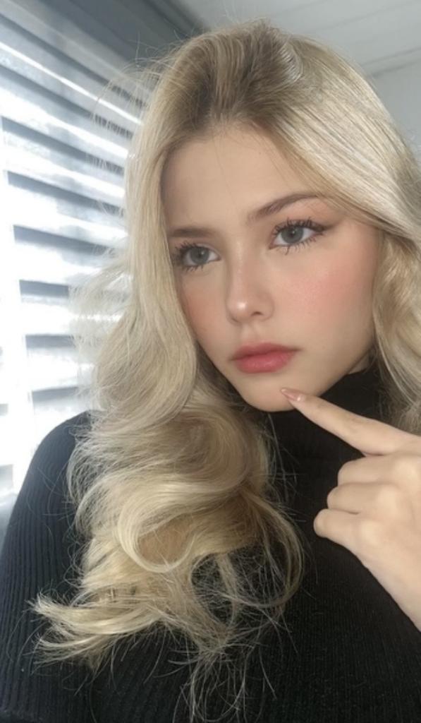 641418254: Chica busca chico en Gerona