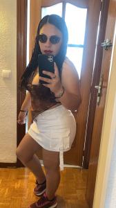 614812890: Chica busca chico en Madrid