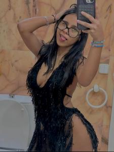 628288562: Chica busca chico en Sevilla