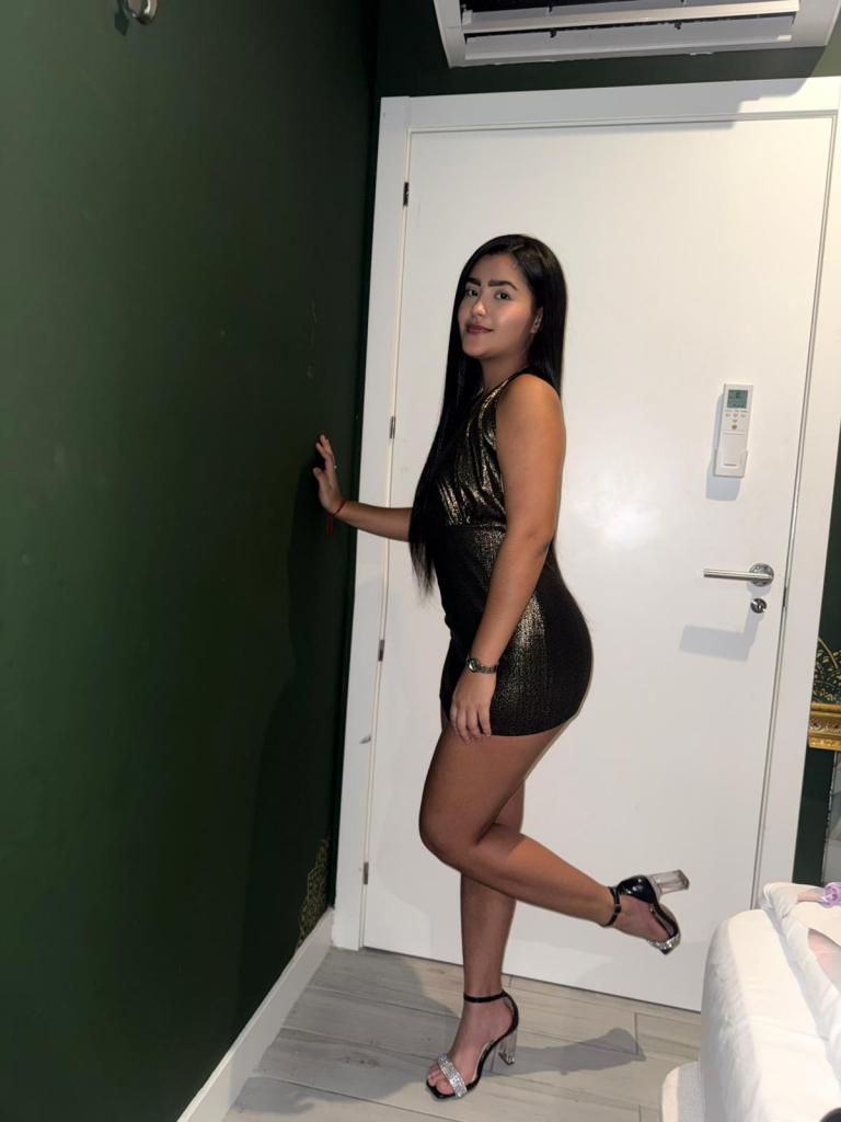 624557726: Chica busca chico en Madrid