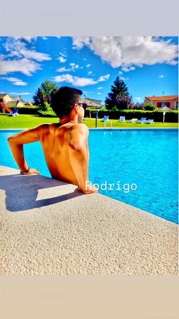 654979926: Chico busca chica en Málaga