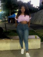 664407607: Chica busca chico en Sevilla