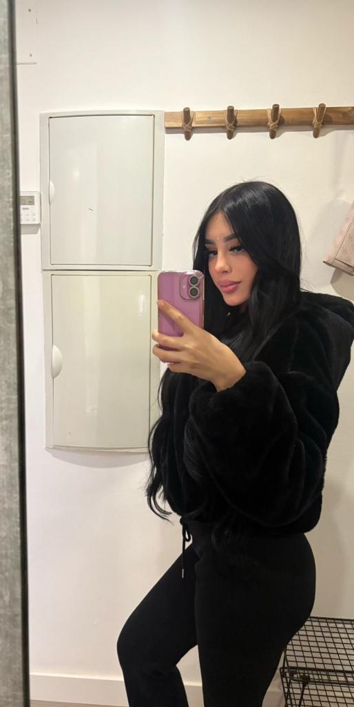 655255124: Chica busca chico en Lérida