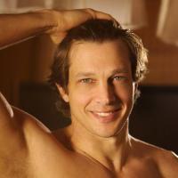 640942698: Chico busca chica en Barcelona