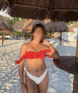 678841303: Chica busca chico en Valencia